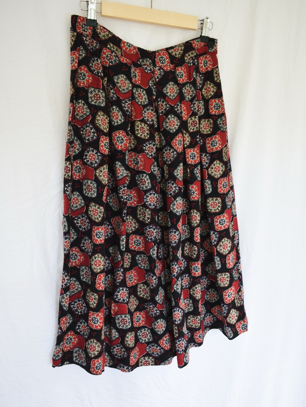 70s Vintage Talbots Multi Color A Line Pleated Midi Skirt | Size 8P